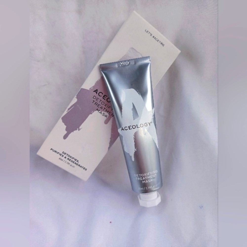 Aceology Detoxifying Treatment Face Mask